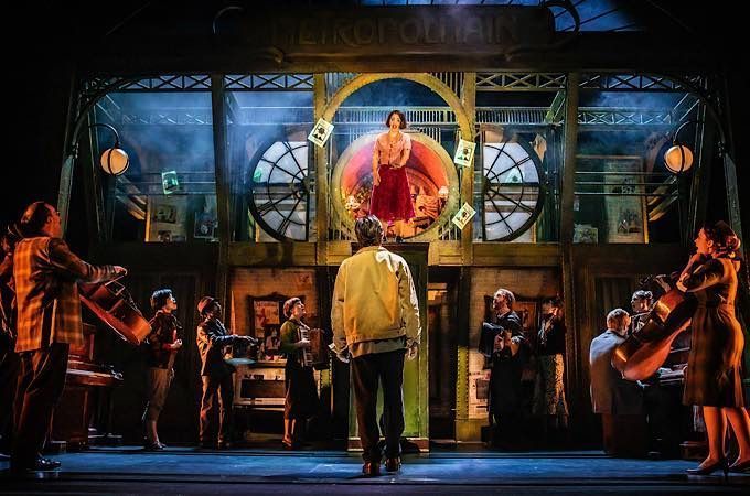 Pamela Raith Robe AmelieMusical 2