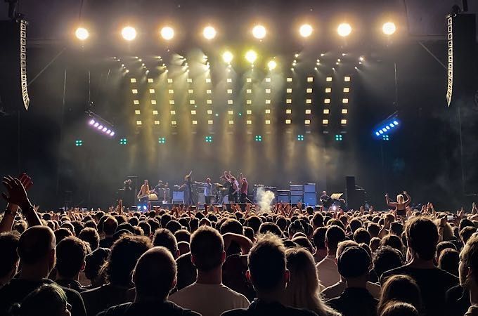 MA IDLES ALLYPALLY 2