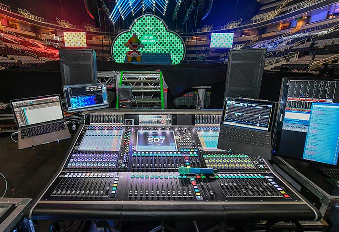 MeyerSound ultra x40 2