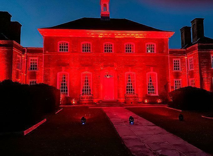 Robe LightItInRed 1