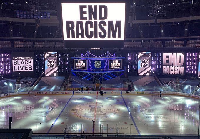 Robe NHL Return to Play WPG vs VAN 2