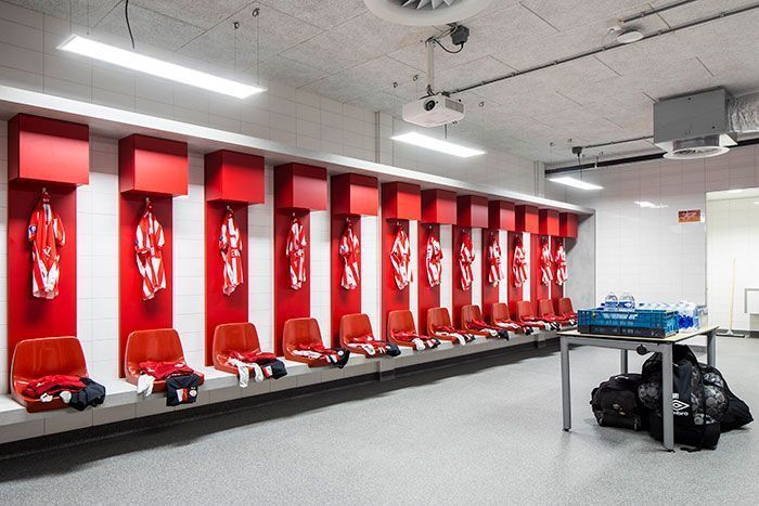 Signify Philips Stadium UV C 2