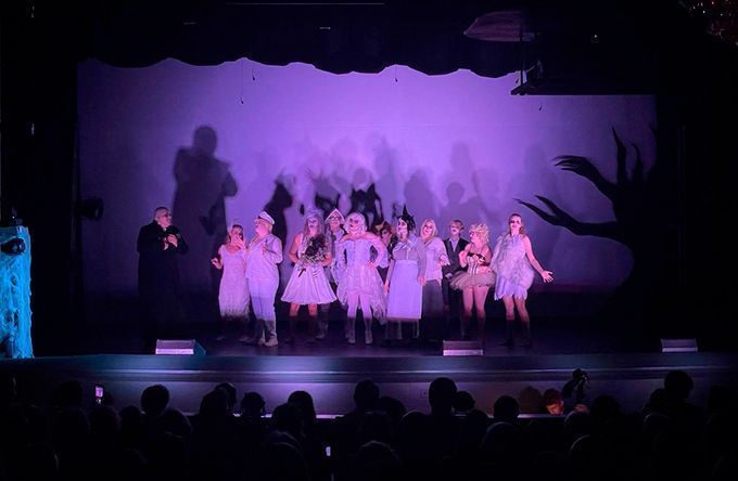 CHAUVET PRO Addams Family 2