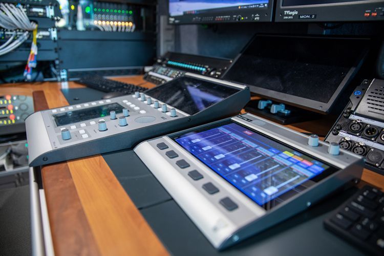 Broadcast Solutions SRG 5 HI