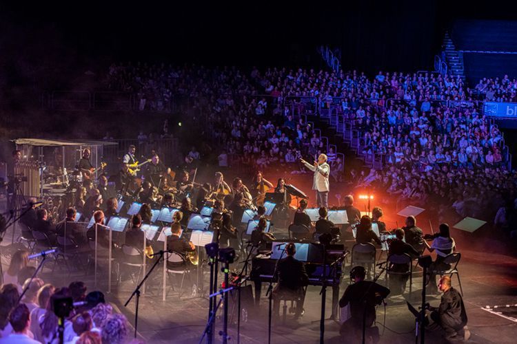 Galaxie Amneville Les 2000 Choristes 3 HI