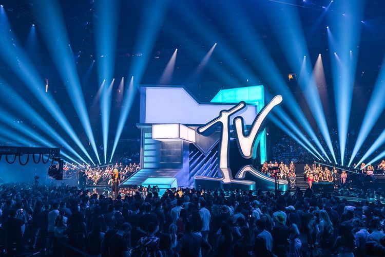 Robe VMAs 2 HI
