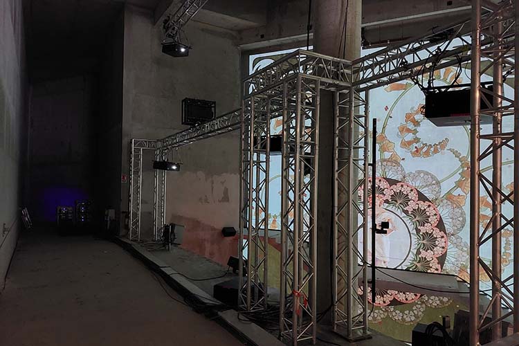 Digital projection mucha 5 HI