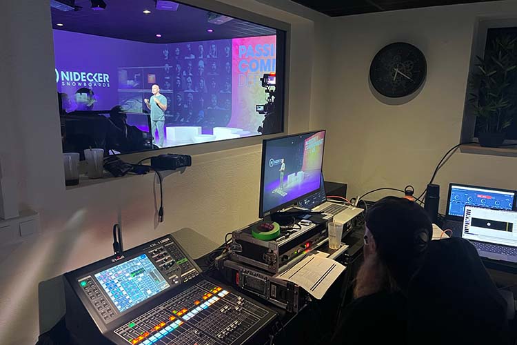 Digital Projection Studio321 7 HI