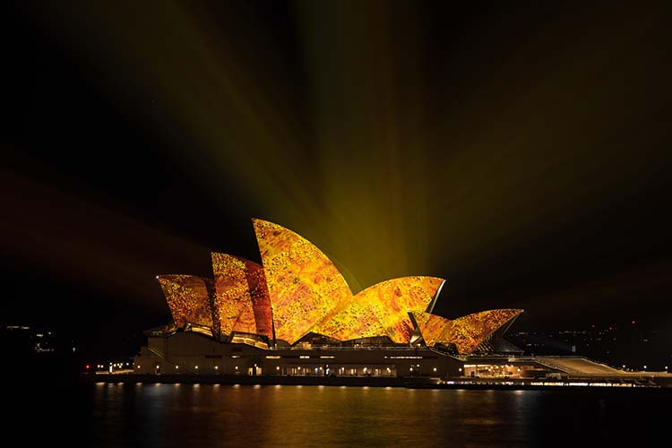Vivid Sidney TDC 5 HI