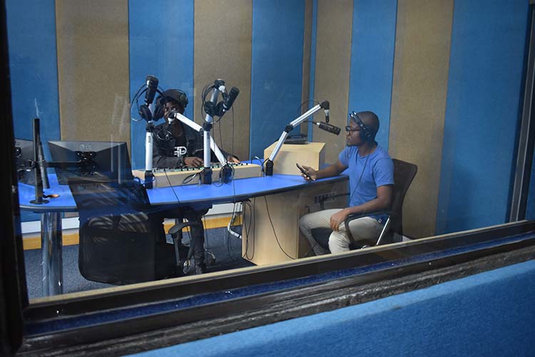 Lawo Radio 2 HI