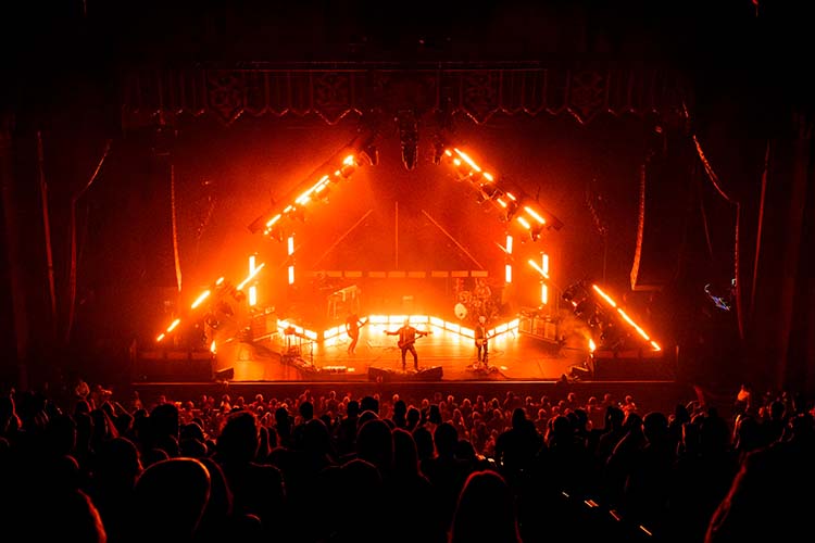 Elation Queens Stone Age 3 HI