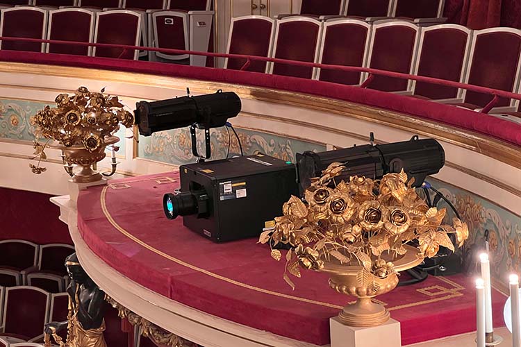 Digital Projection Gärtnerplatztheater 6 HI