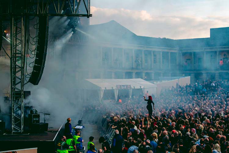 LA thepiecehall 7 HI