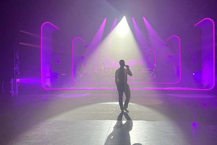 Robe Lukas Graham 1 HI