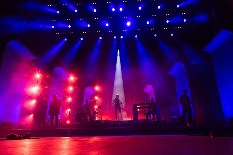 Robe Lukas Graham 2 HI