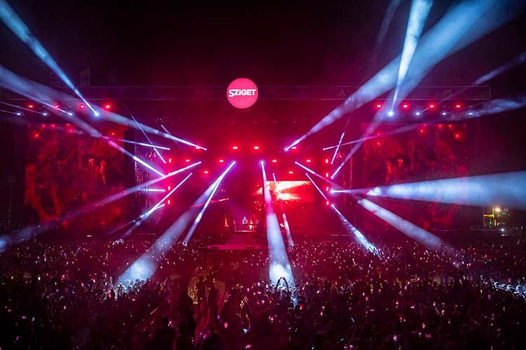 Robe Sziget 6 HI