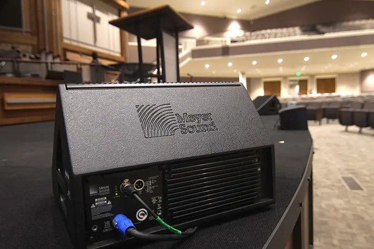 MeyerSound iglesia 3 HI