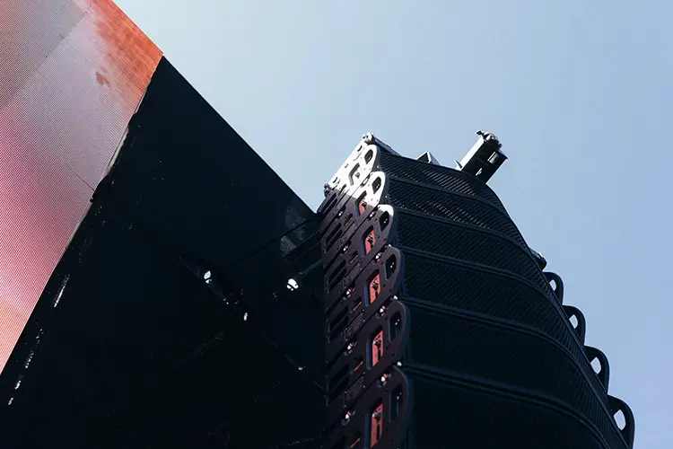 Funktion One AVA 4 HI