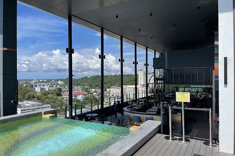 K array hotel 1 HI