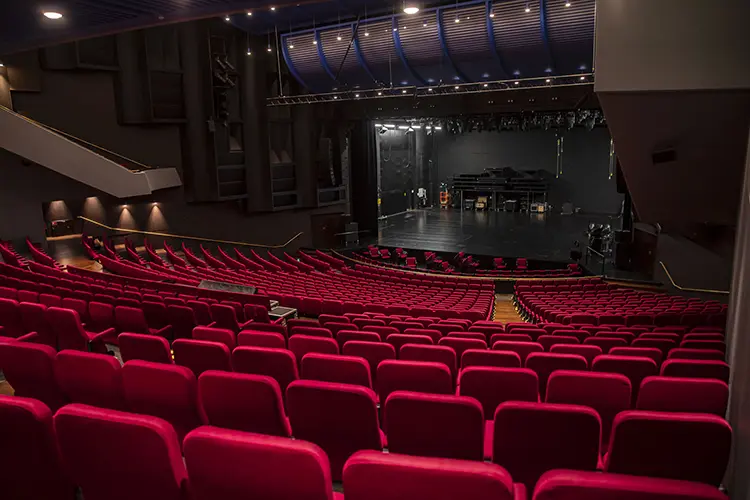 Robe Aarhus Musikhuset 3 HI