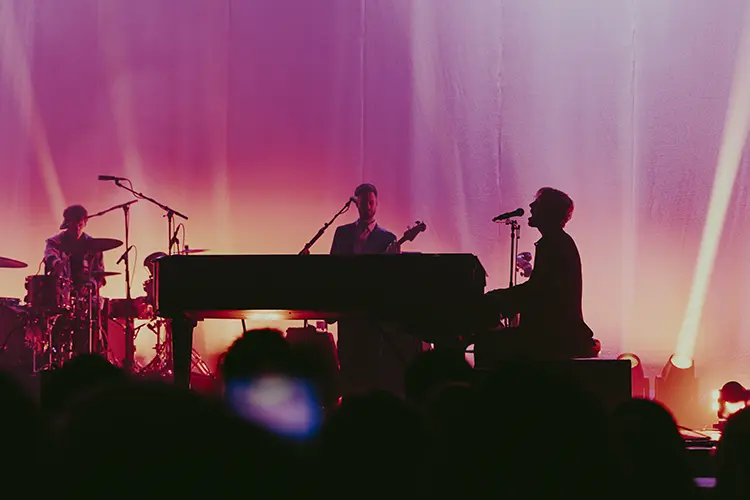 Chauvet Tom Odell 2 HI
