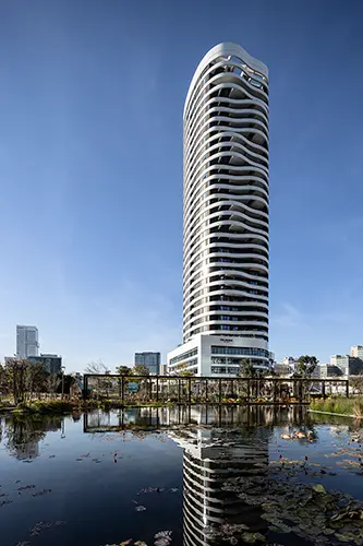 LA George Tel Aviv 4 HI
