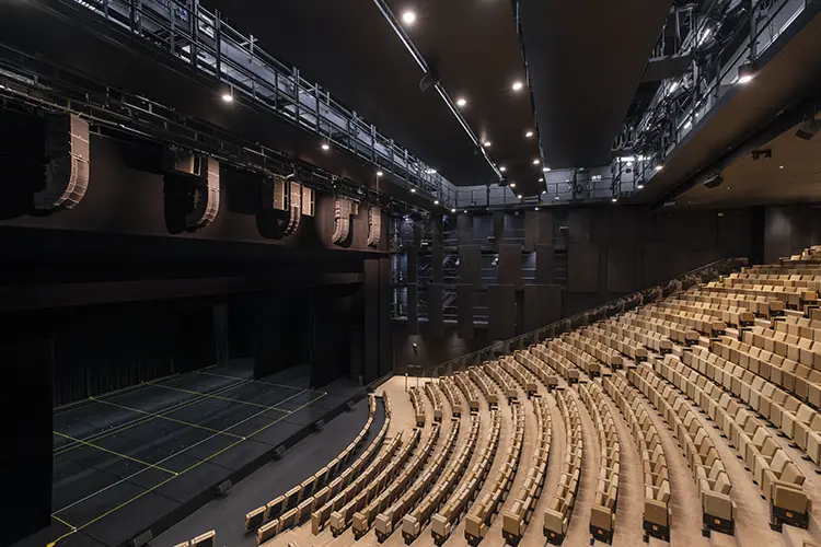 LA TheatreVille 2 HI