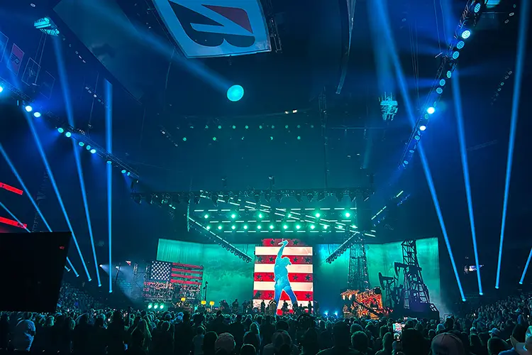 Robe TobyKeith 2 HI