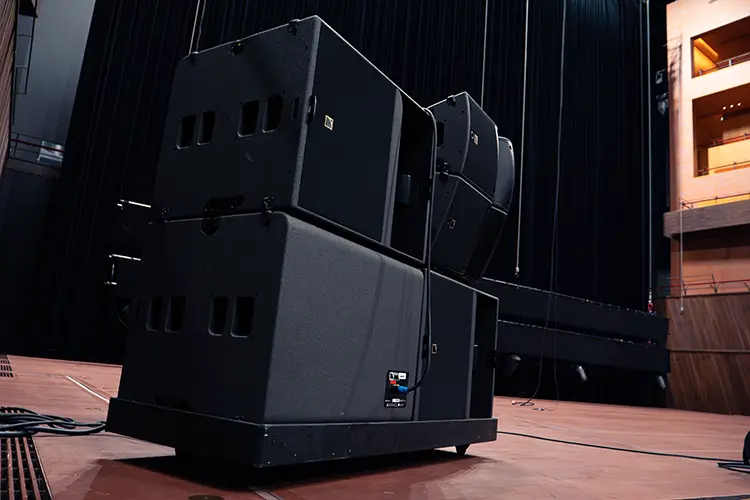LA Luxembourg Philharmonie 2 HI