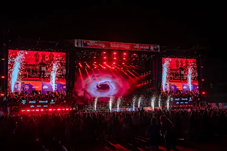 Robe Lollapalooza 11 HI