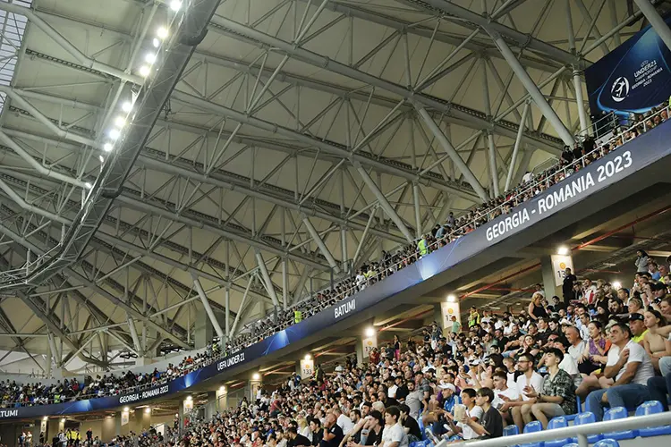 RCF estadio 4 HI