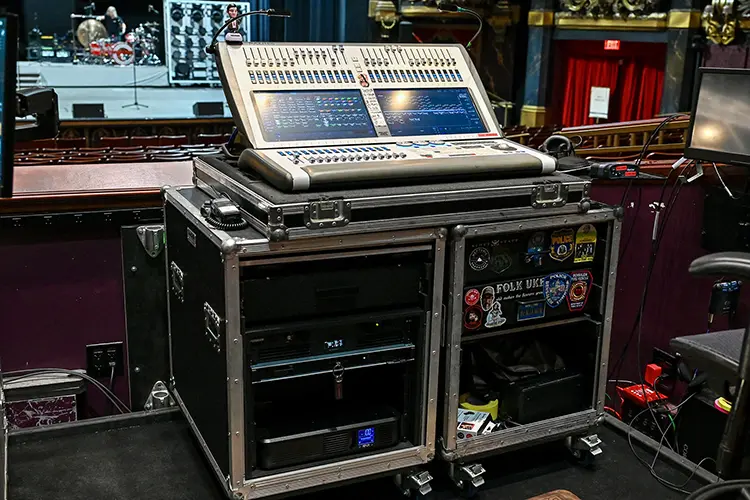 Avolites Foreigner 2 HI