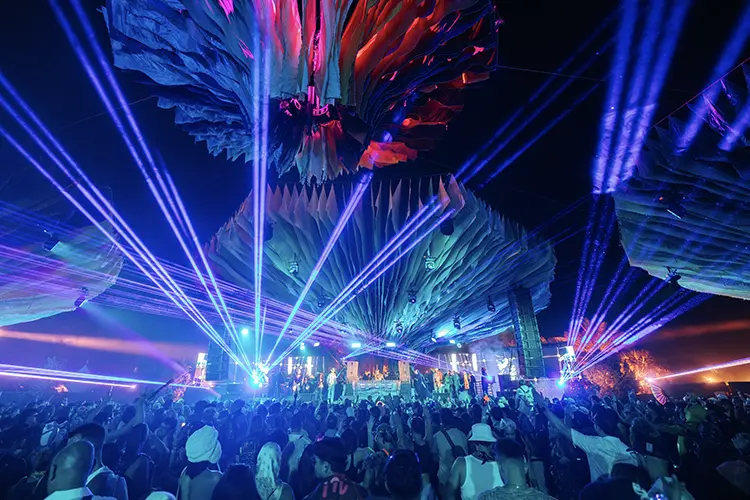 coachella do lab 2 HI