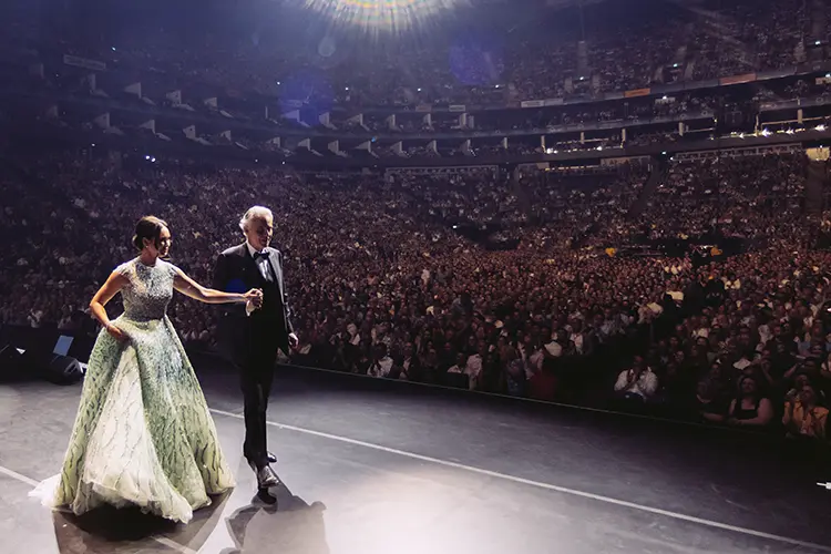LA Andrea Bocelli 5 HI