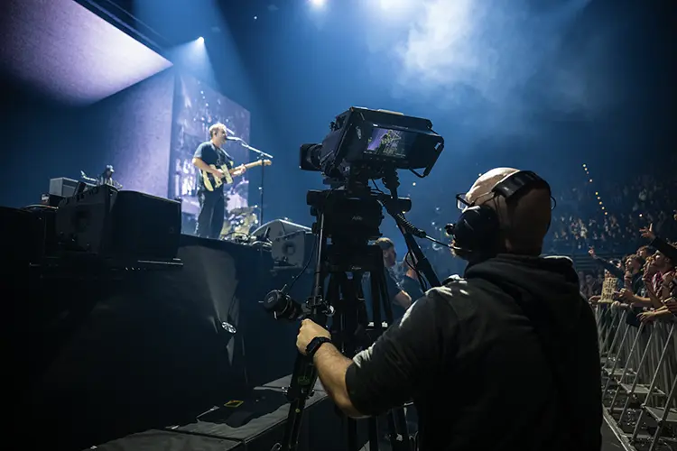LA Sam Fender 8 HI