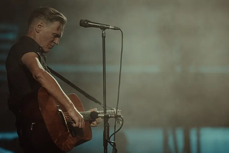 Bryan Adams Pompeii 1 HI