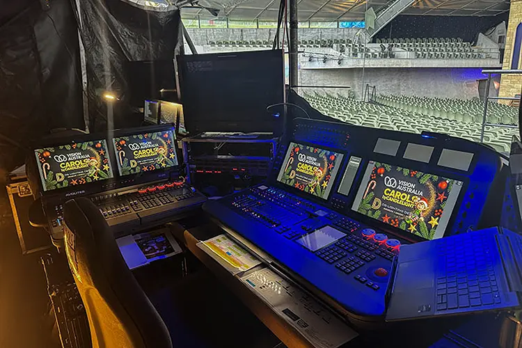Avolites CarolsbyCandlelight 6 HI