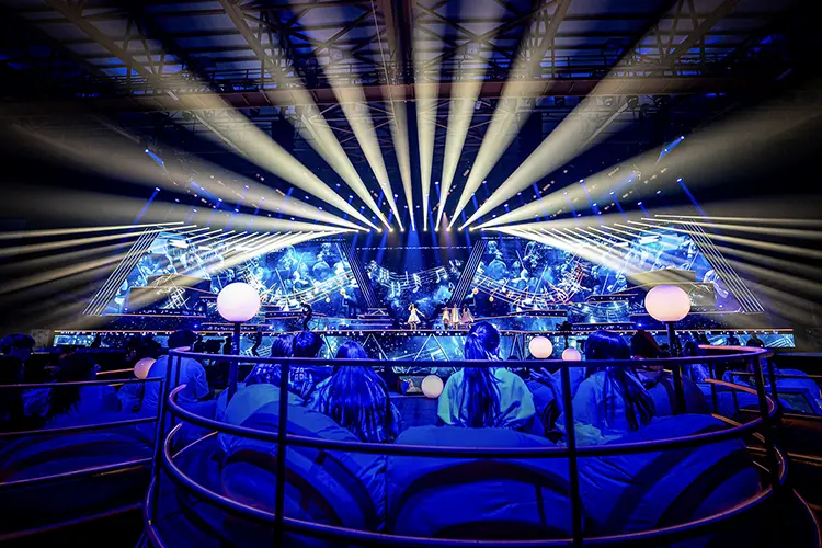 Robe Junior Eurovision 1 HI