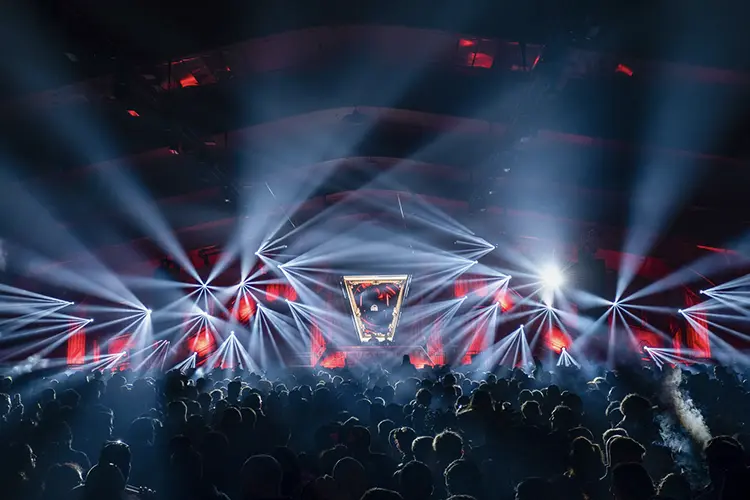 Chauvet Dystopia 1 HI