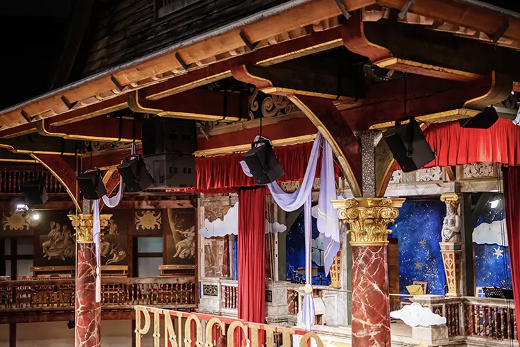 LA Globe Pinocchio 2 HI