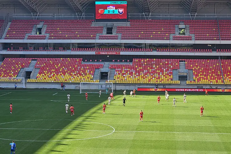 infiled estadio 6 HI