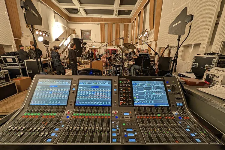 yamaha grand ole opry 3 HI