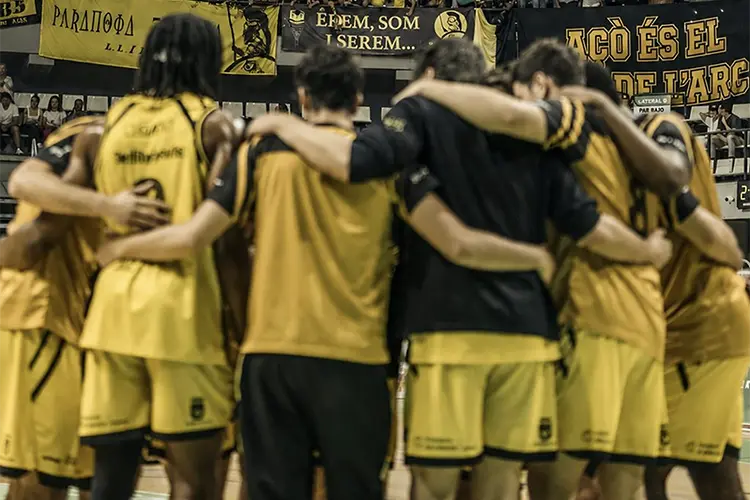 das baloncesto 2 HI