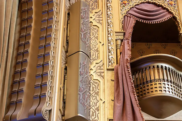 EAW MabelTainterTheater 2 HI