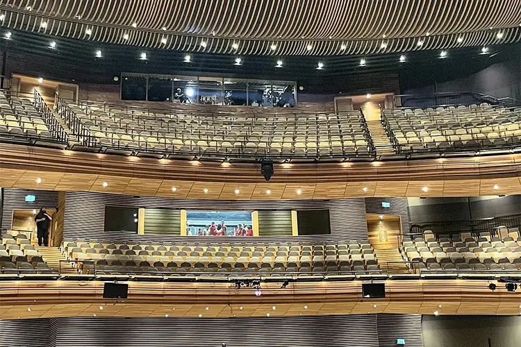 RJ teatro 2 HI