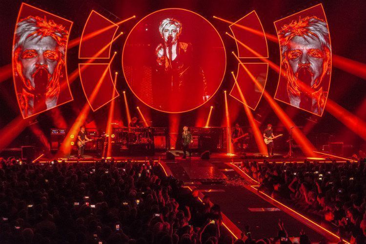 Robe, Indochine, lighting, tour, megapointe, robospot