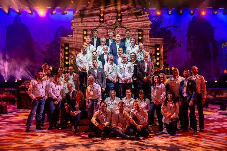 Robe LDI 2018 ldi201851162 Team