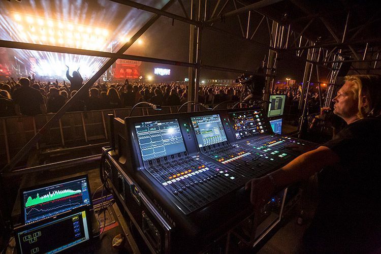 Yamaha RIVAGE PM7 37 Festivales Olli Voges HI