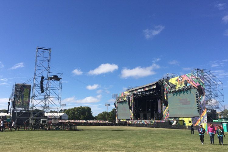 lolla party 750x500