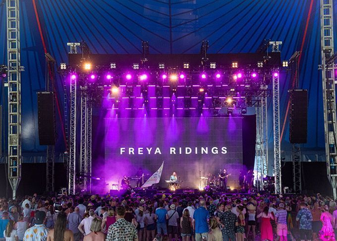 2019 Glastonbury John Peel Stage Freya Ridings 2 CE